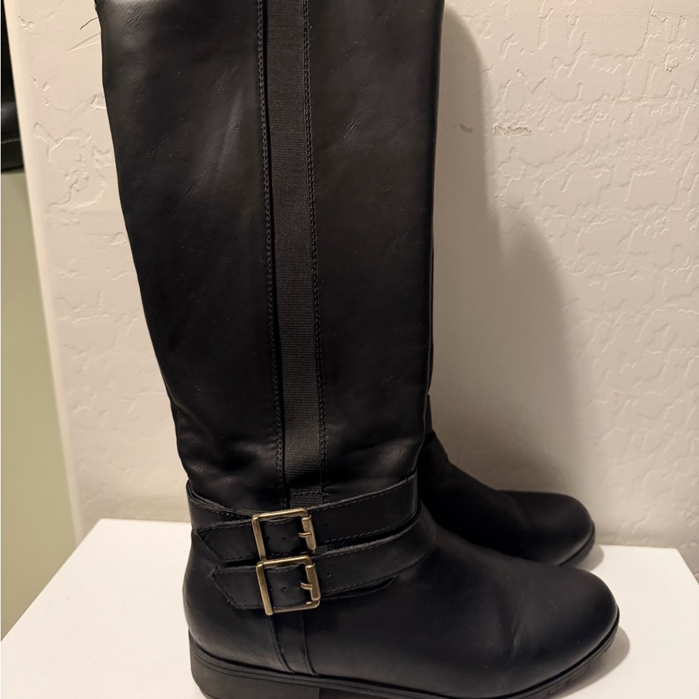 Black Leather Knee-High Boots